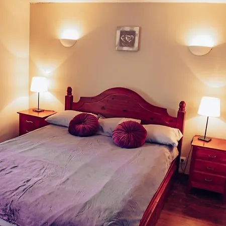 Les Granges De La Leigne, Ruffec Bed & Breakfast 4*