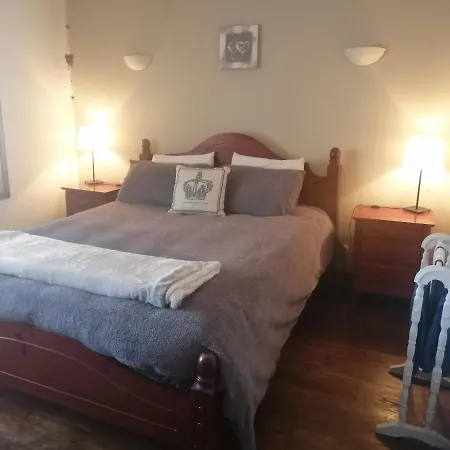 Bed & Breakfast Les Granges De La Leigne, Ruffec 4*