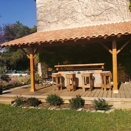Bed & Breakfast Les Granges De La Leigne, Ruffec 4*
