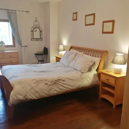 Bed & Breakfast Les Granges De La Leigne, Ruffec 4*