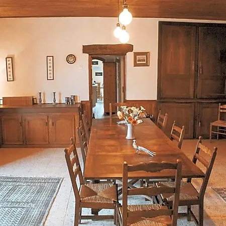 Les Granges De La Leigne, Ruffec Nocleg ze śniadaniem