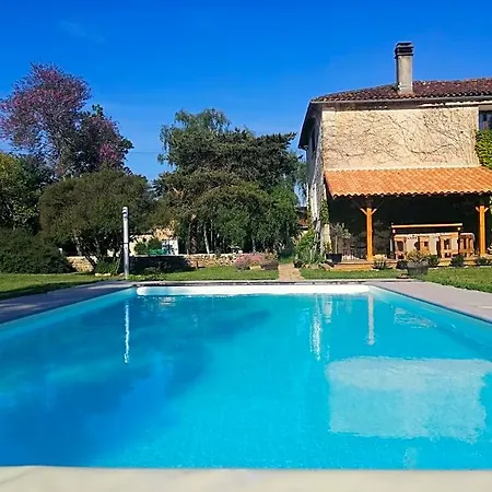 Les Granges De La Leigne, Ruffec 4* Condac