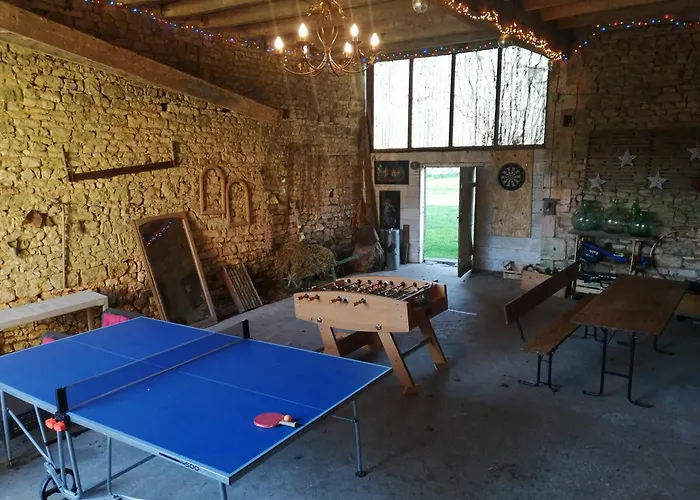 Les Granges De La Leigne, Ruffec 4*