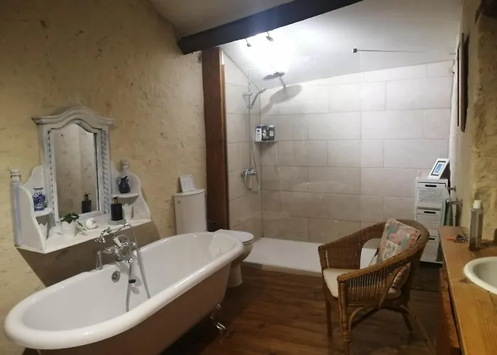 Les Granges De La Leigne, Ruffec